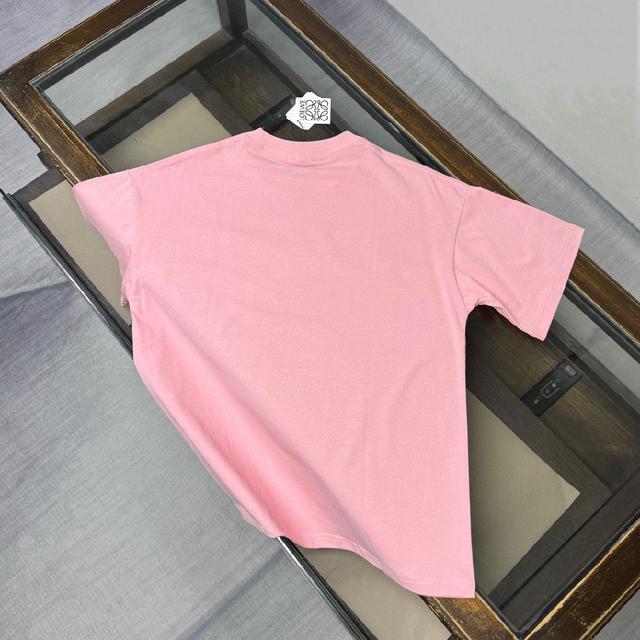 布刺绣logo圆领短袖，高克重原版洗水面料，洗水完280g