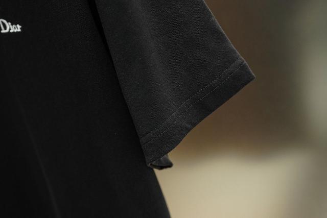 DIOR dior泼墨满印圆领短袖 采用280克32支双纱面料