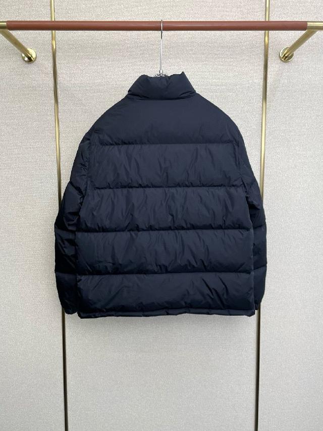 最新品 羽绒服夹克外套，设计帅气有型！百搭必备单品