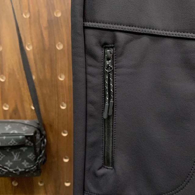 秋冬经典翻领羊毛衫，全品相！！！羊毛混纺面料