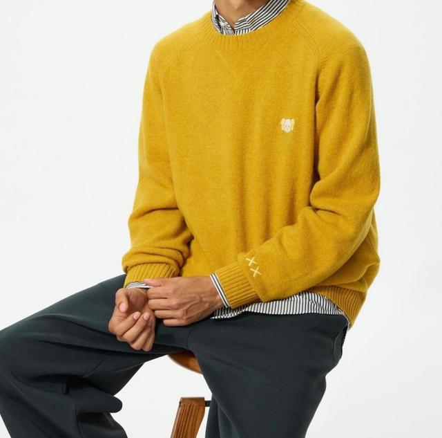 廠商現貨日本限定 Uniqlo×KAWS聯名 頂級100%羊毛圓領上衣