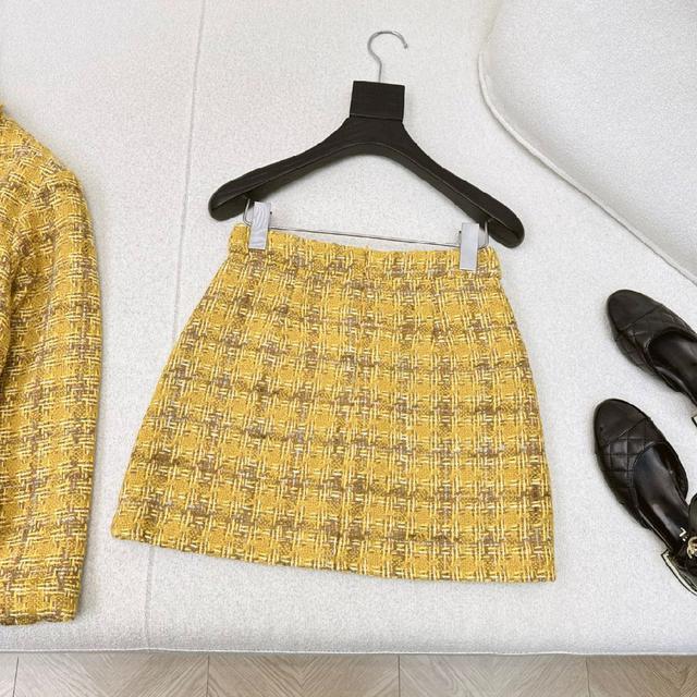 早秋新款南法度假风穿搭套装🤍镂空双C刺绣白色小衣+高腰刺绣半