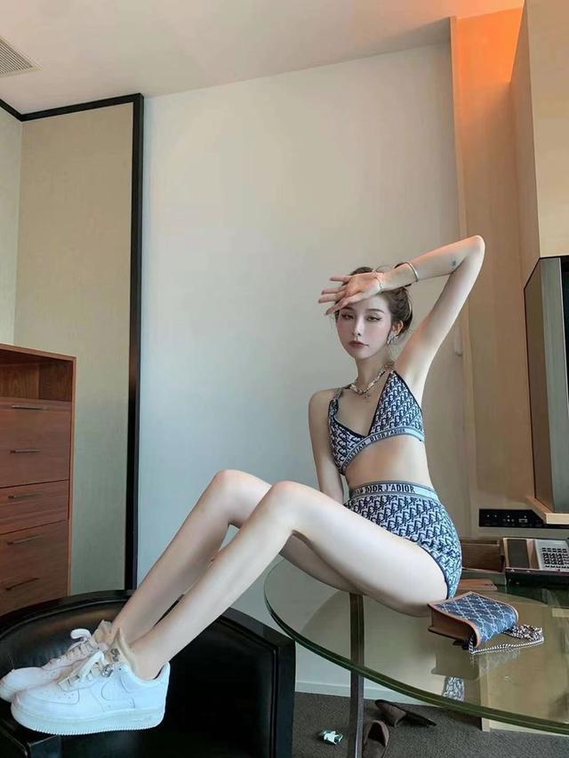Dior針織泳衣👙