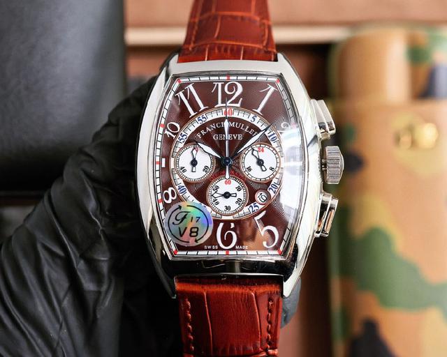 45mm*13mm 头层牛皮表带 原装扣 全自动机械机芯 浓浓的金属酷