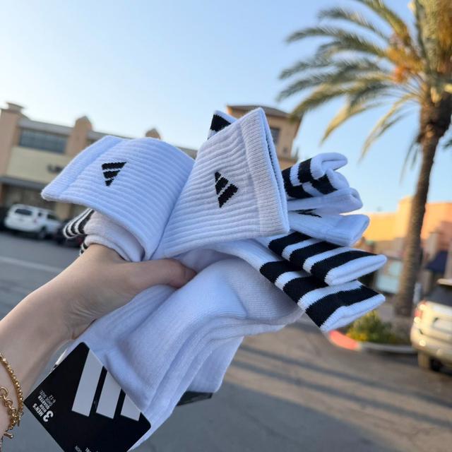 🔥快閃🔥美國Adidas 🇺🇸經典logo 黑白條紋中襪#07/04晚上20:00