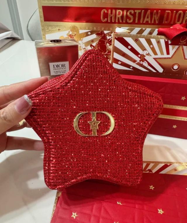 台灣專櫃中標✨🇫🇷Dior 星鑽五角星收納包｜限量夢幻款✨#有單就下