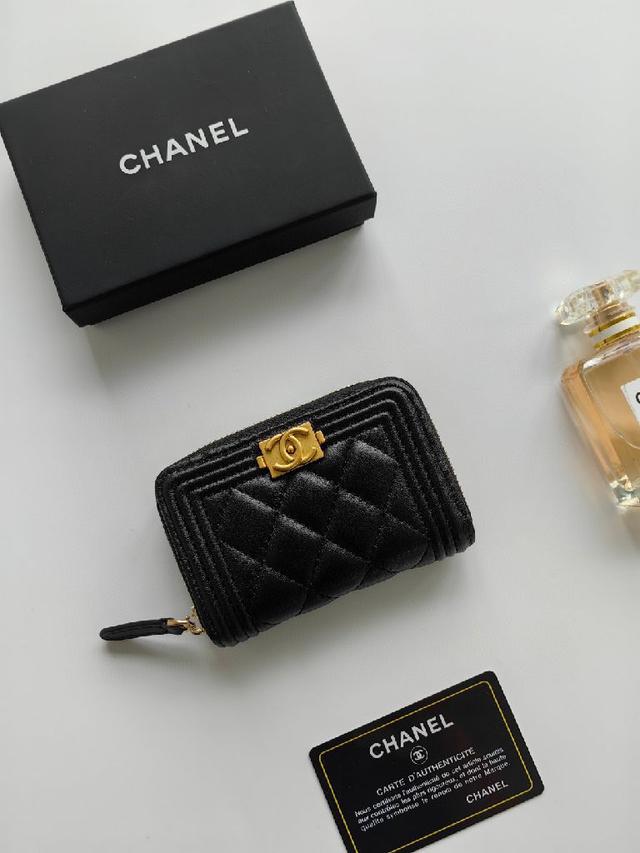 香奈儿卡包❤零钱包️❤️里外全皮 专柜款式 做工细节无可挑剔