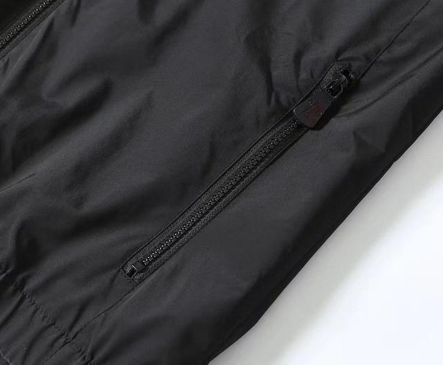 高品质2024秋新款夹克外套，秀场新品‼品相非常完美