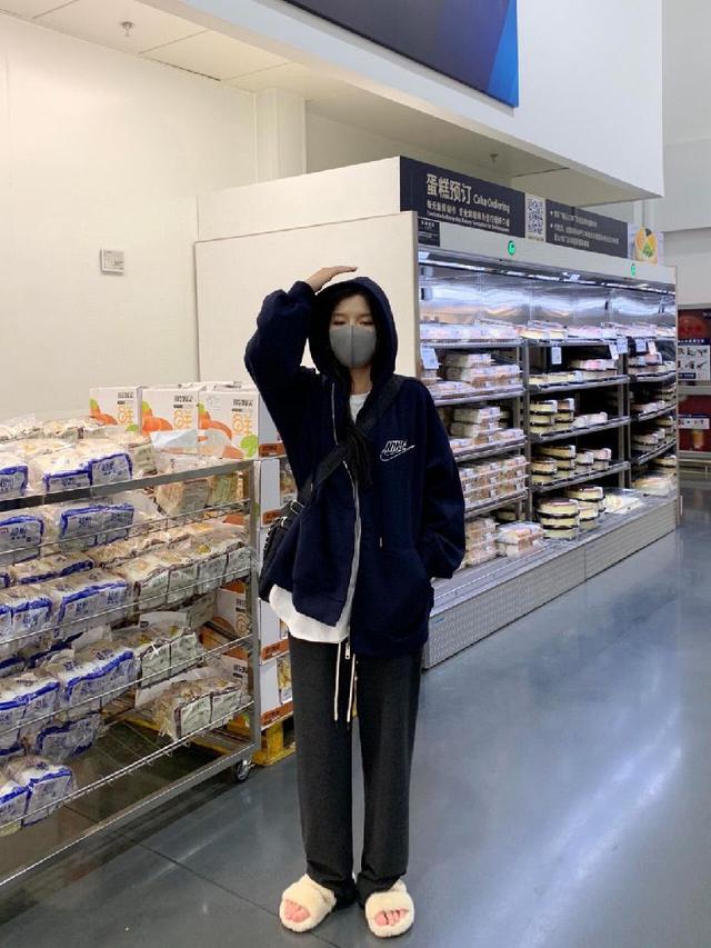 还原最真实的百分百质感/订制官网原版三标 下摆领口袖口罗纹开版制作