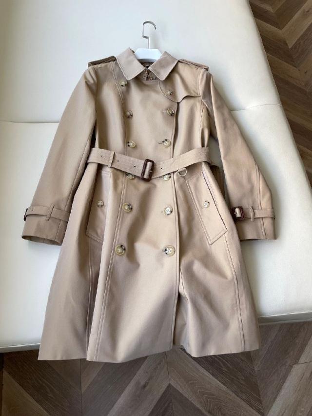 春天绝对是最适合穿风衣的季节！