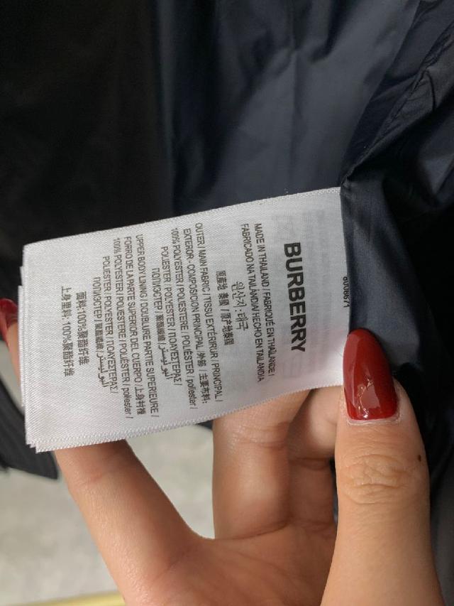 Burberry2025最新款时尚设计师款连帽羽绒服爆款羽绒服
