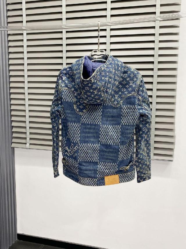 爆款麻将    官网款2025秋冬新款羽绒服。这款号称羽绒