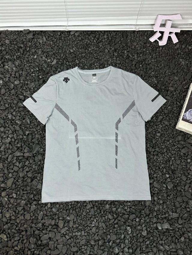 DESCENTE / 迪桑特夏季新款速干 功能款短袖T恤