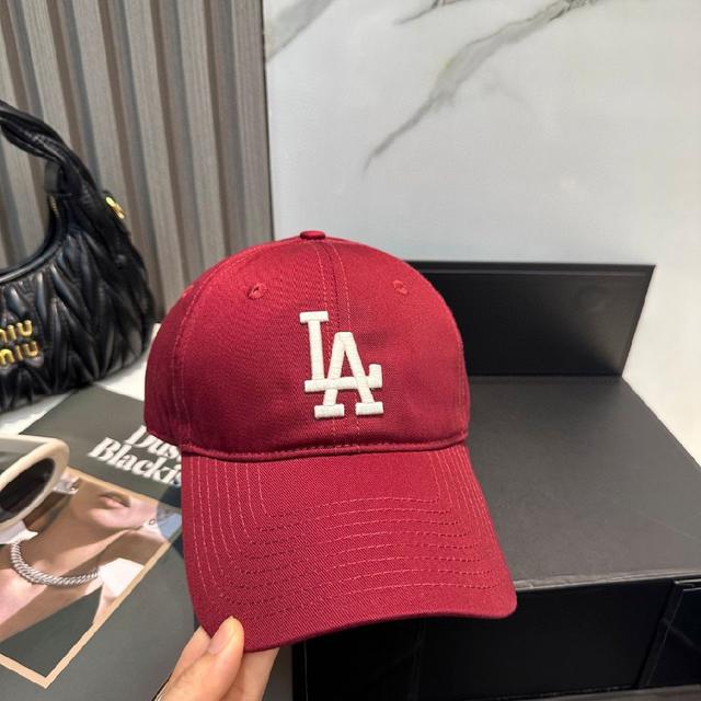 队限量版棒球帽！做工细致 工艺复杂 ，MLB（美国职业棒球大联盟）