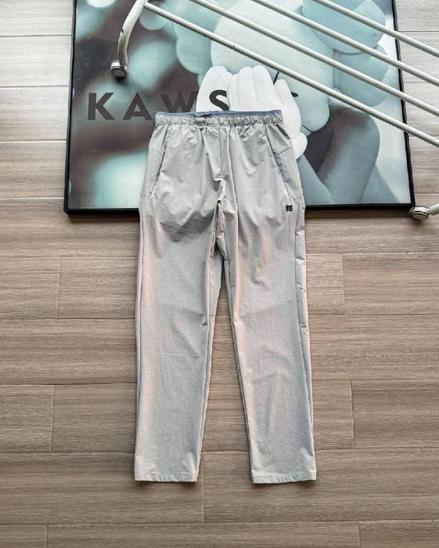 秋装刚需！可隆男士长裤硬核属性拉满：耐磨面料，户外撒野