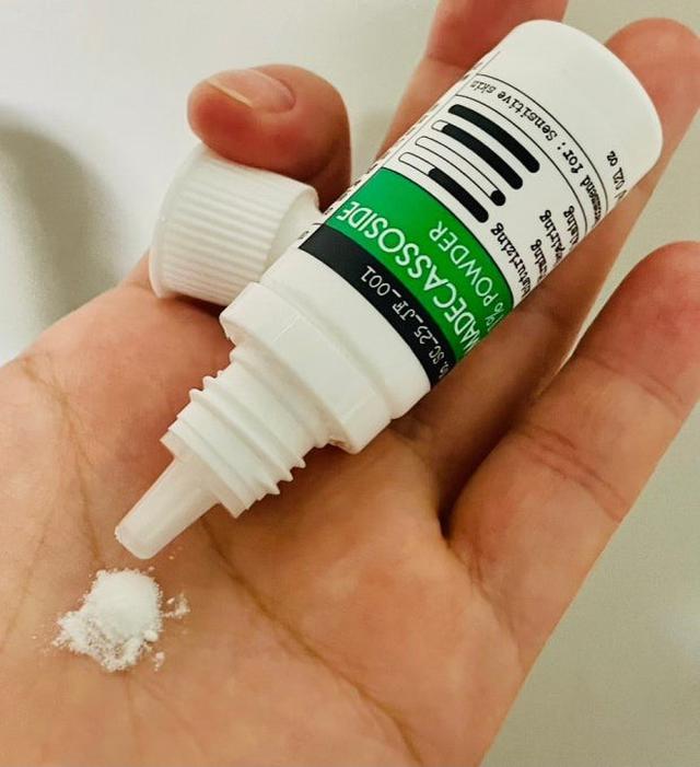 韓國Derma Factory 積雪草苷1%舒緩鎮定痘痘魔法粉6g #11/02