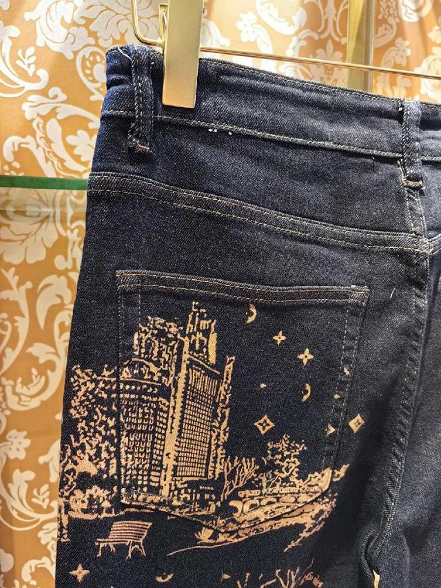 市场独家版本 水洗休闲牛仔裤，进口原版水洗弹力面料