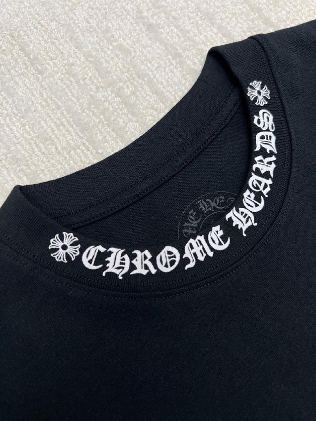 Chrome Hearts 克罗心胸前口袋领口梵文字母logo短袖t恤