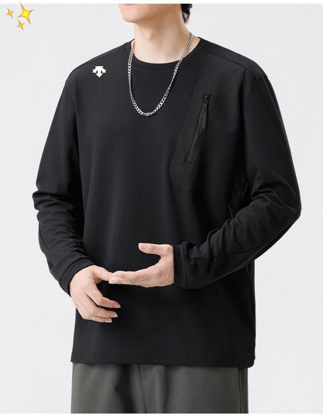 官网同步发售，追求品质生活的你，这件长袖T恤绝对是不二之选。