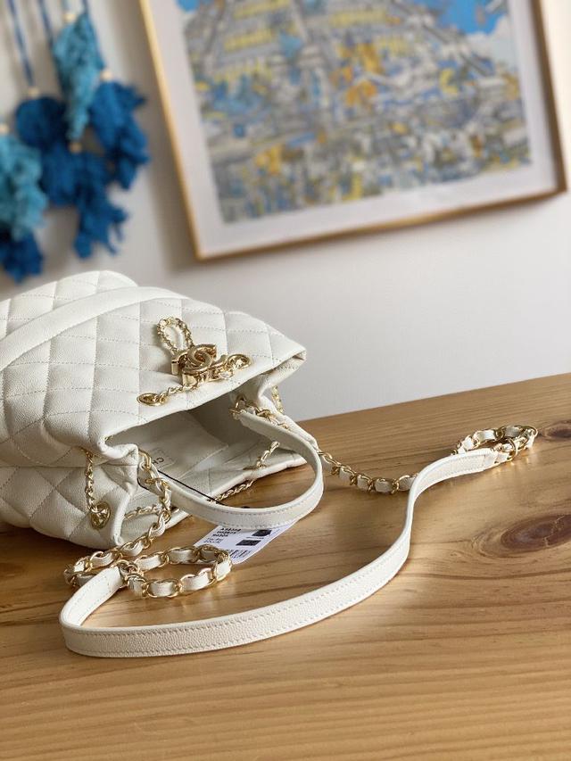 CHANEL：：．型号：92993尺寸：33CM：