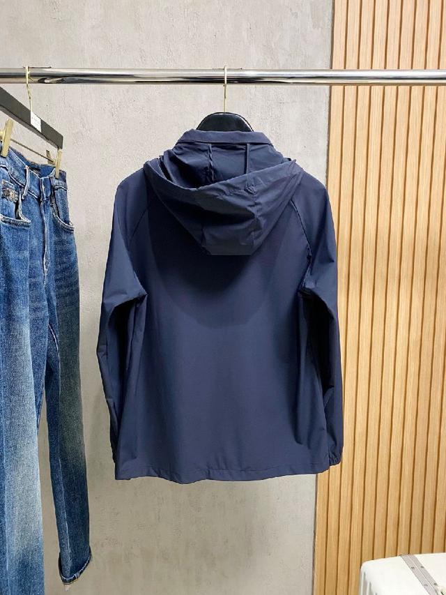 迪桑特 2025春夏新款男士防晒服轻薄外套，​独特订制防晒四面弹面料