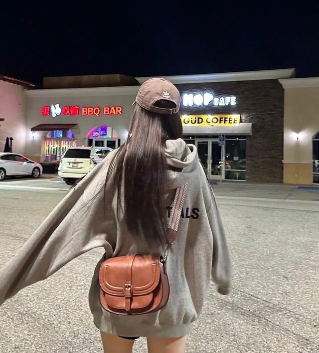 🇺🇸美國小眾品牌AFKOMST新款復古馬鞍包#02/22晚上9點結單