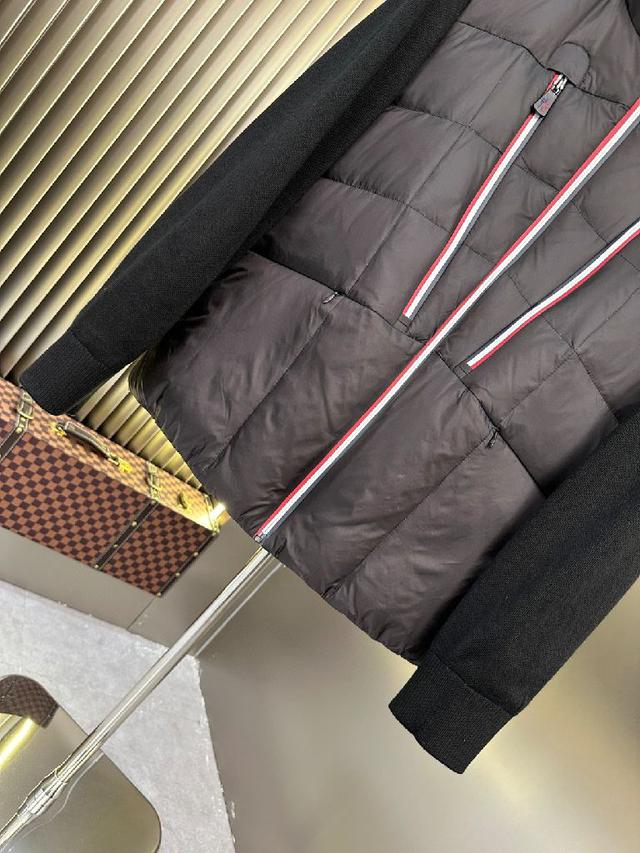 2025秋冬新款羽绒服。这款号称羽绒服届最贵的，全部90绒的