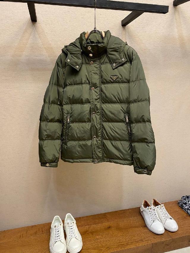 官网32000 充绒量320克 25新款休闲百搭可拆卸帽子保暖简约羽绒服 欧洲贸易渠道，