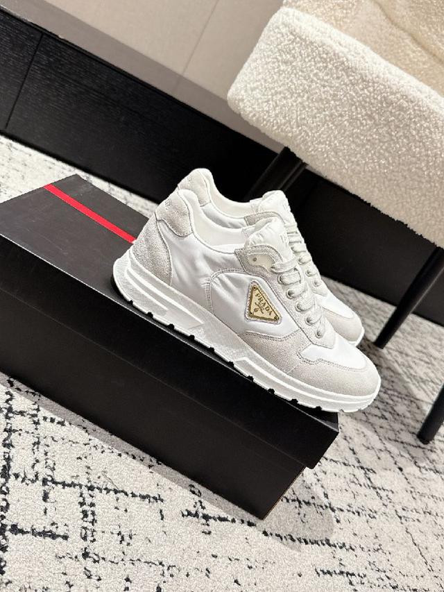 上脚机能风满满，配置和堆料也很在线