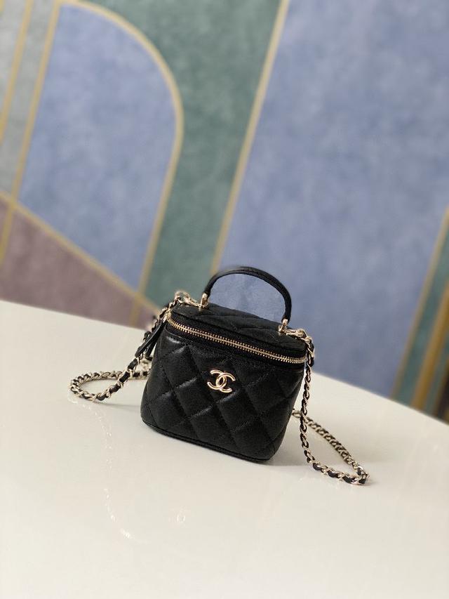 CHANEL：：．型号：92993尺寸：33CM：