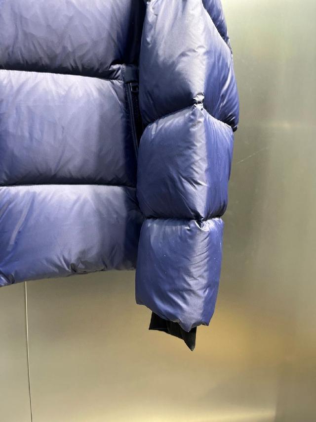 可调节视野范围和松紧度！外层夹克面料：TEXAPORE 2L面料拥有拒水