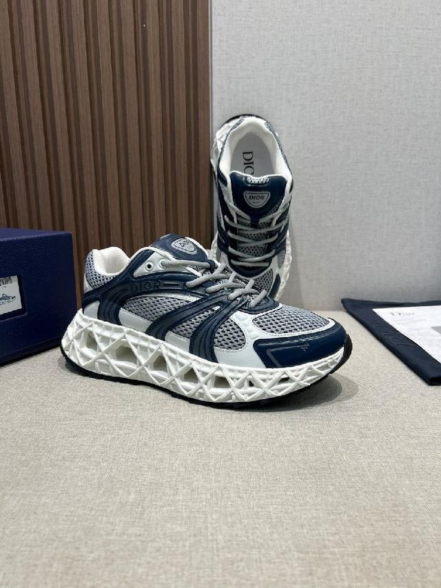 意大利手工代工厂原楦 ！【古奇原单老爹鞋】