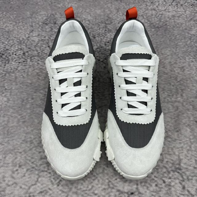 高科技网眼麂皮山羊皮运动鞋