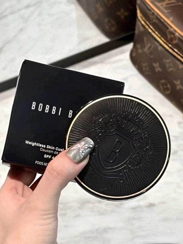 Bobbi Brown霧光持久氣墊粉餅組 # Extra light淺亮白正裝+替換#01/30