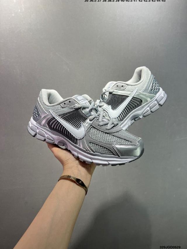 真标✅耐克Nike Zoom Vomero 5