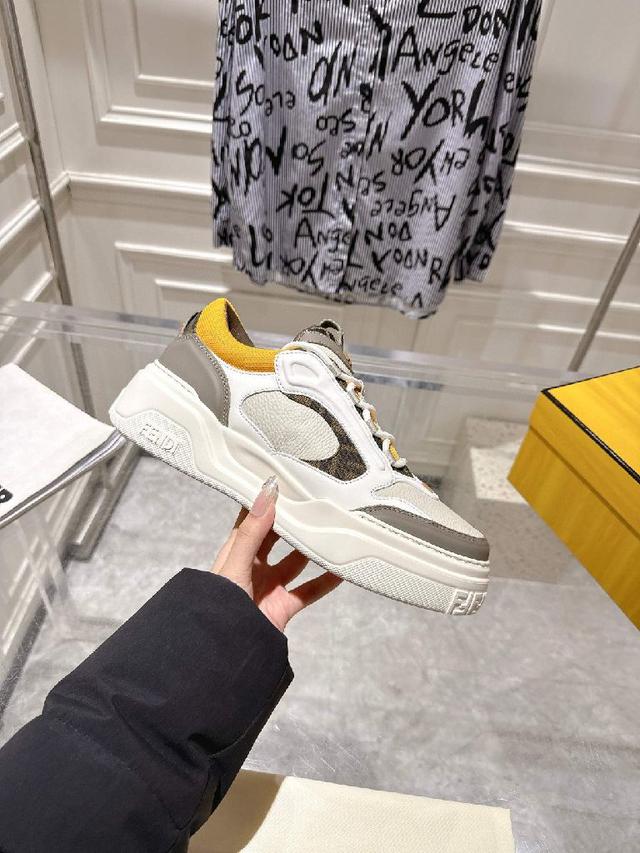 Fendi 2⃣️0⃣️2⃣️5⃣️新款厚底运动鞋 休闲鞋‼️整双鞋子采购