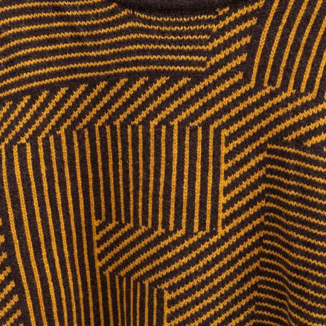 芬迪FENDI条纹针织长款毛衣