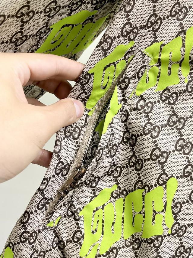 高端版本 专柜定制面料 透气舒适度高，细节无可挑剔，品牌元素设计理念