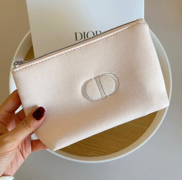 Dior 經典粉色化妝包#限量有單就下