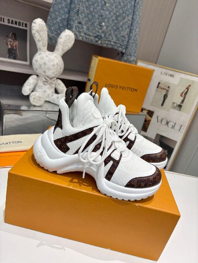 涂鸦运动鞋👟｜原版购入代购级别 -白色