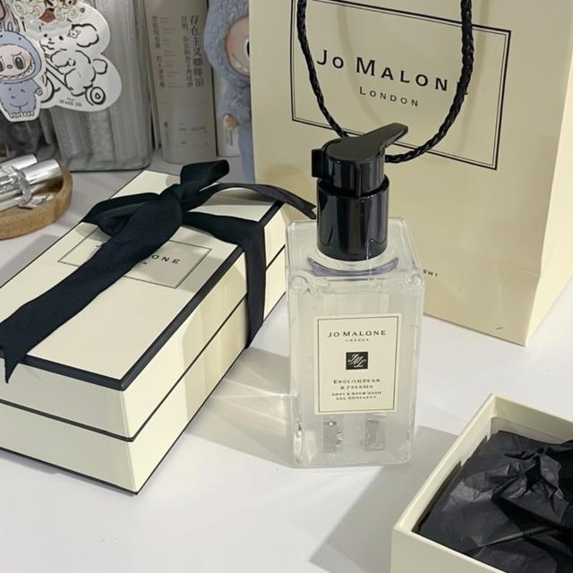 Jo Malone 英國梨與小蒼蘭潔膚露 250ml#12/04