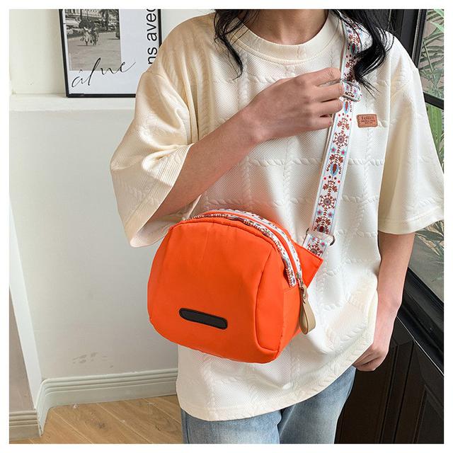 【預購商品】【0415結單】【批發】韓版時尚寬肩帶單肩斜背休閒包 PA8758
