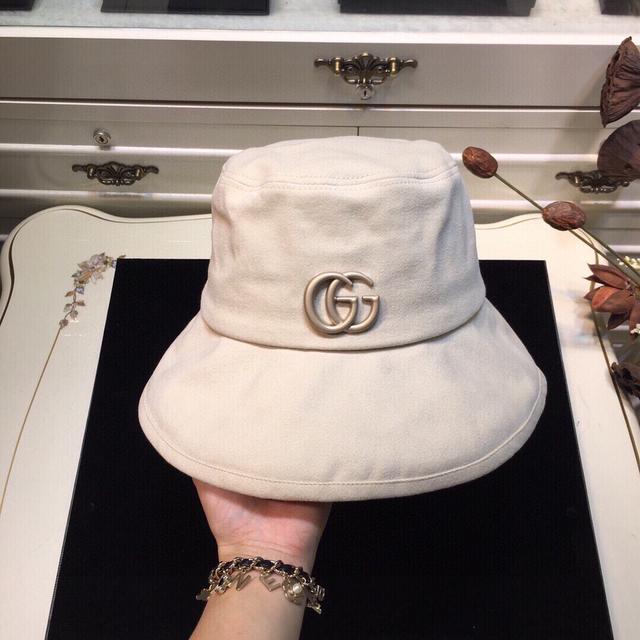 上新ꫛꫀꪝ ❥——❤ 古奇GUCCI专柜开版，原单正品代购，考究工艺制作，爆款渔夫帽！