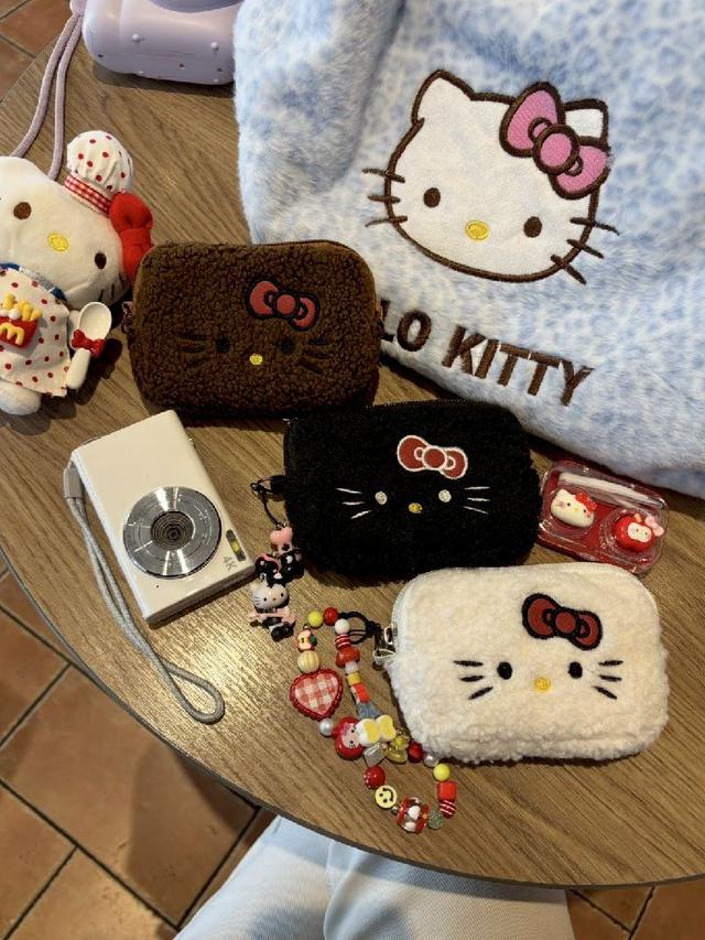 #收單251229-萌萌凱蒂羊羔絨收納包(3款/組)