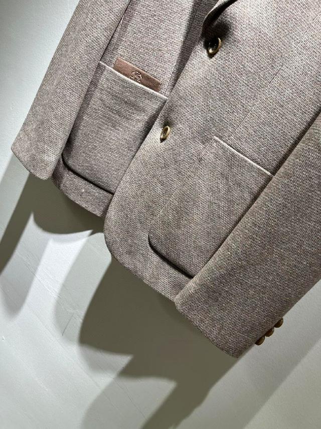 新款休闲西服外套👨🏻老客户推荐👍🏻外贸公司订单！漂洋过海纯手工