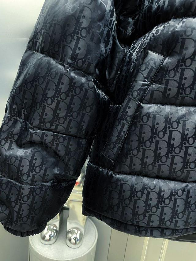 Vezere系列 雾面男女同款羽绒服 ⚠️是蒙口全新Vezere全新系列羽绒服