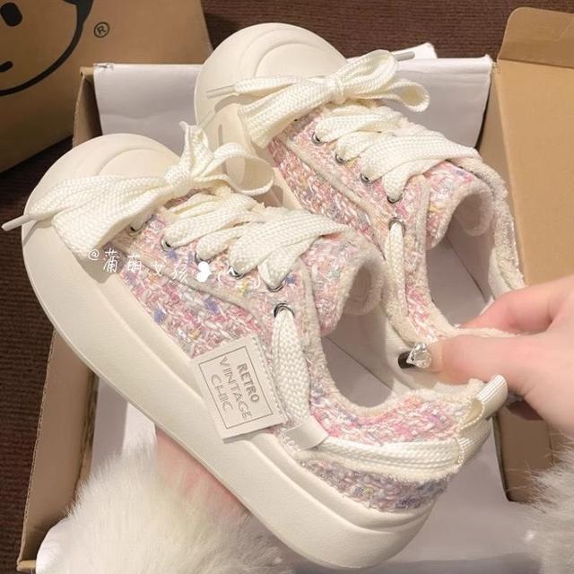 新款小香風高級感百搭厚底小白鞋(預購)