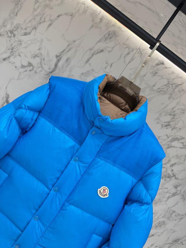 独家专供秋冬新款立领羽绒服。贸易公司渠道稀出