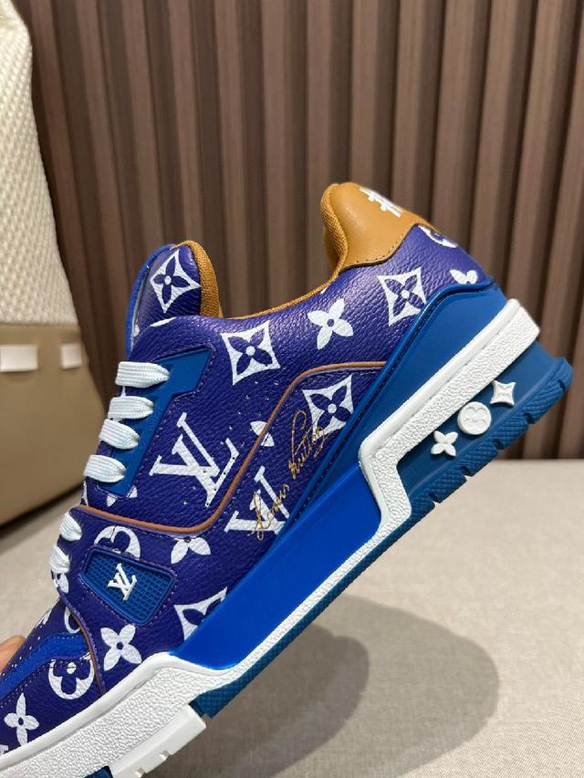 Louis Vuitton 驴家的爆款！trainer，每个人都必须入的款
