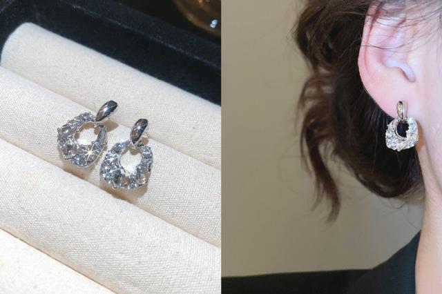 [韓國飾品連線] 正韓S925純銀 冷淡風閃鑽鏤空方形耳環 📍韓國連線預購收單日：4/19